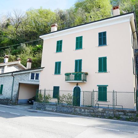 La Riva Appartamento Perledo Bagian luar foto